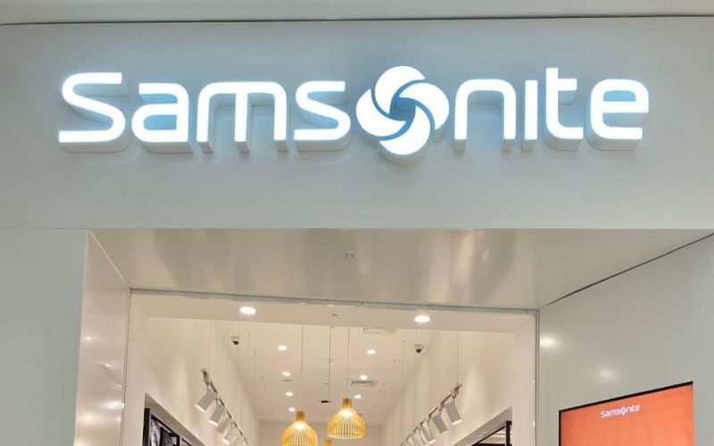 En vivo desde Punta Carretas Shopping: @samsonitelatinoamerica inaugura su primera tienda oficial en Uruguay